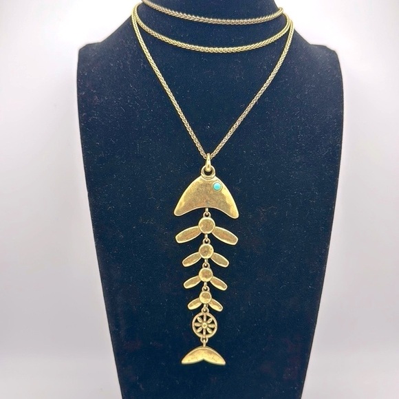 Lucky Brand Jewelry - Lucky Brand Gold Tone 29” Articulated Fish With Turquoise Eyes Pendant Necklace
